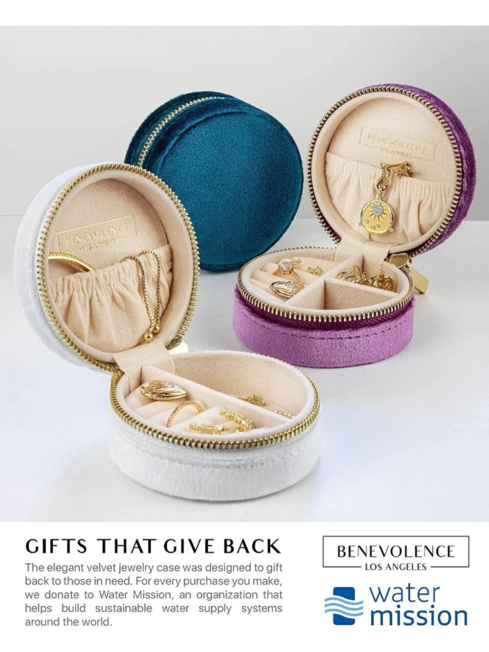 Compact Velvet Travel Jewelry Box - Round Zipper Case for Rings, Earrings - Picture 6 of 6